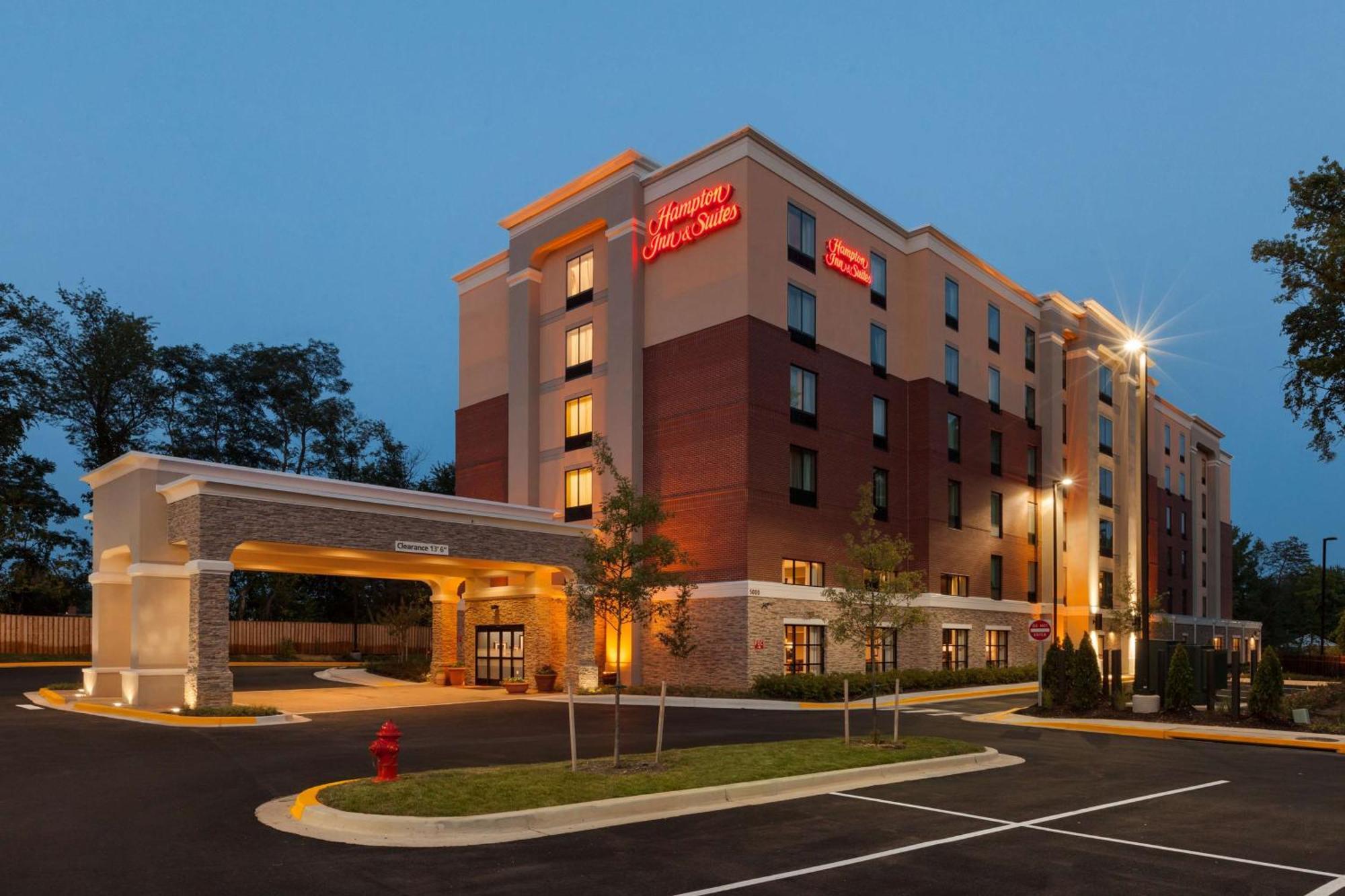 Hampton Inn And Suites Camp Springs Exterior photo
